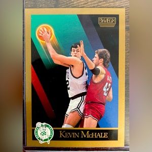 1990-91 Skybox Kevin Mchale Boston Celtics Basketball Card #19 HOF - mint